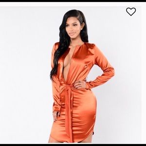Fashion Nova rust colored dress. Large